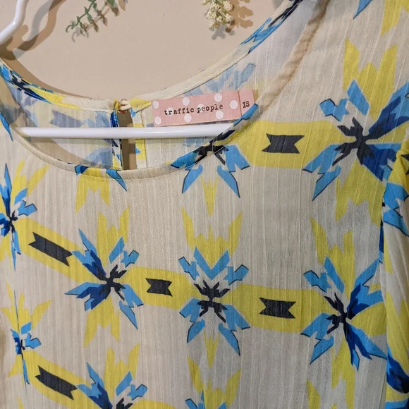 Traffic People Ruffle Print top - Picture 5 of 5